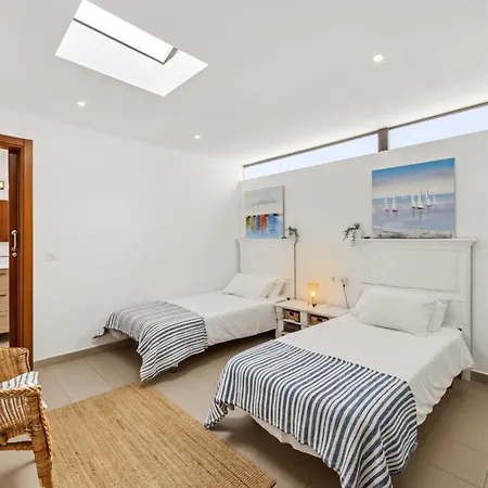 Maday فيلة بلايا بلانكا